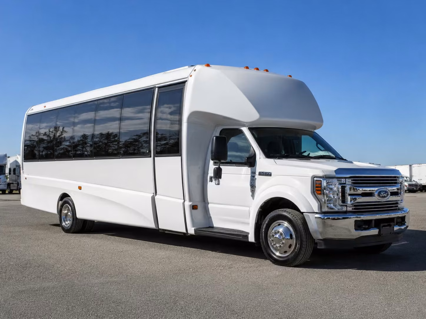 18 passenger minibus