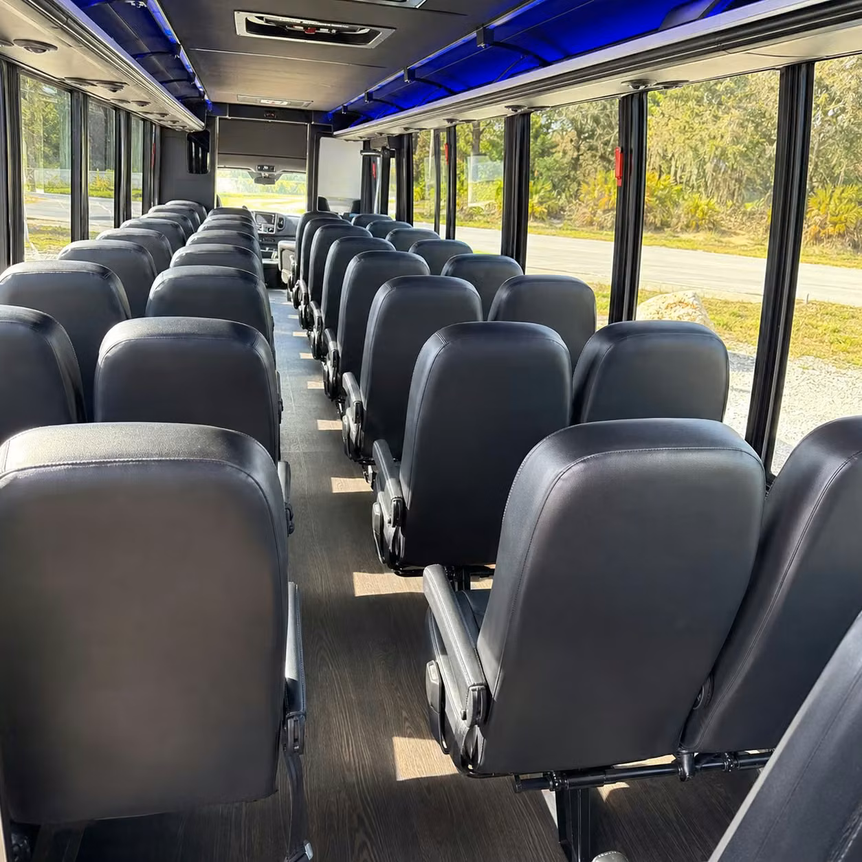 rancho cucamonga 15 passenger minibus rental