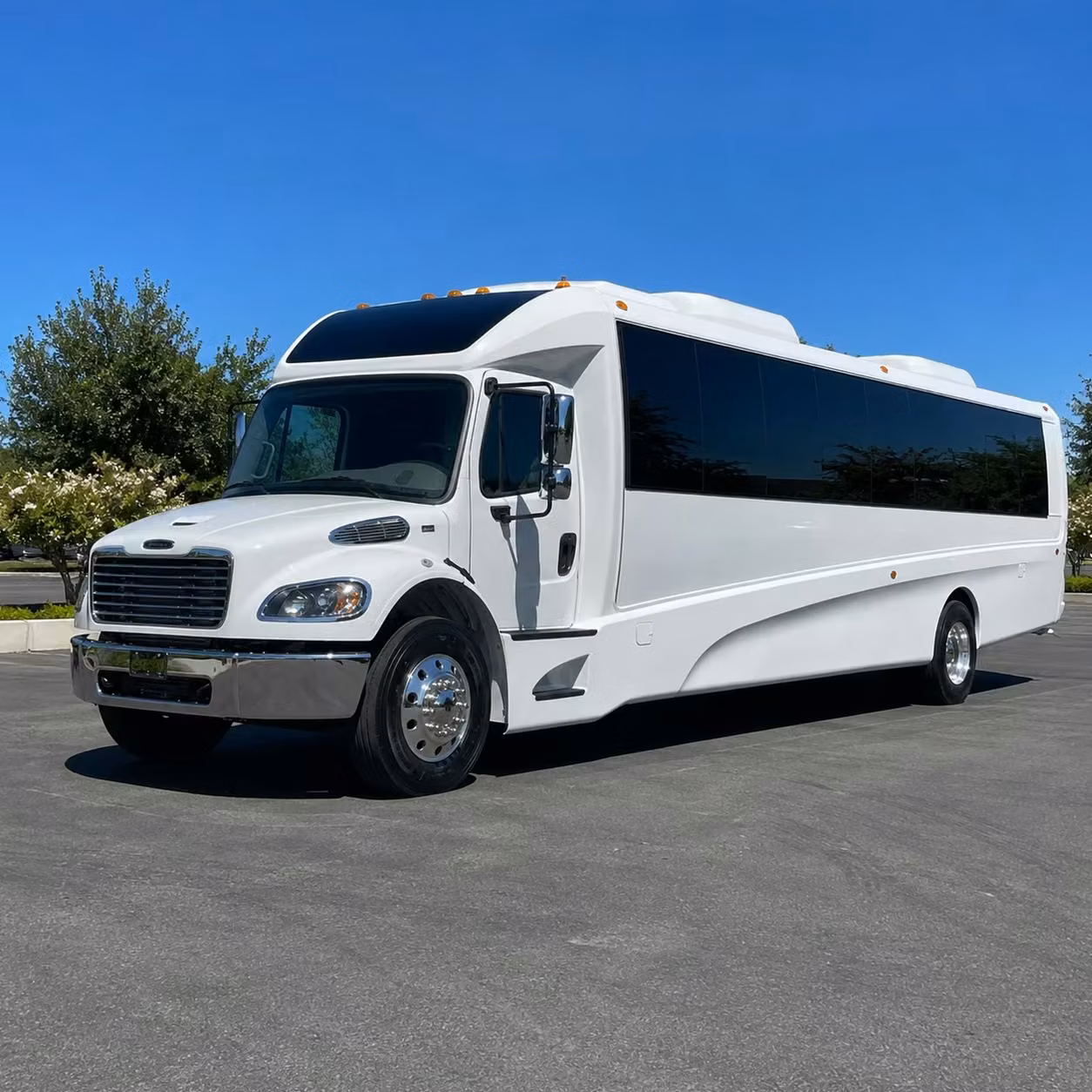 rancho cucamonga 30 passenger minibus rental