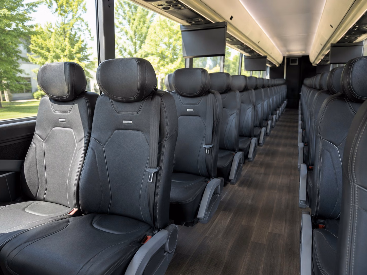 shuttle guests between rancho cucamonga hotels and your wedding venue without the stress